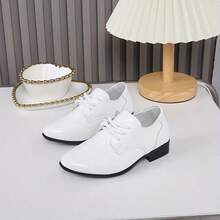 Oxfords de punta afilada estilo británico para niños, nueva versión de primavera/otoño, zapatos Oxford brillantes y transpirables de moda coreana para estudiantes varones, zapatos de vestir de punta afilada para volver al colegio - Blanco - Ver 21