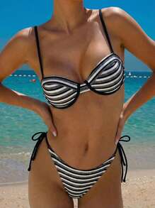 Sultry Sol Conjunto de bikini de triángulo micro con cuello de halter y corbata a rayas, traje de baño sexy de verano para mujer - Blanco y Negro - Ver 2