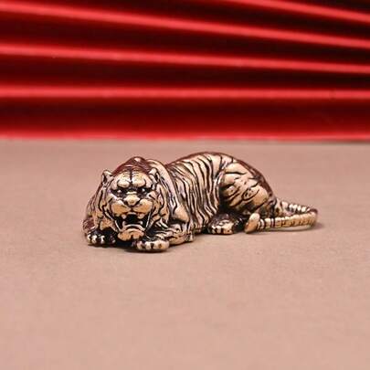 黄铜老虎家居装饰：可爱的黄铜老虎雕像——家居装饰——无需用电——适用于客厅和办公室——送给动物爱好者和家居装饰爱好者的理想礼物