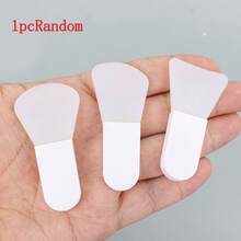 随机挑选 1 支硅胶面膜刷，迷你便携面膜刷，适合均匀涂抹泥状面膜和面霜。 - 隨機1個 - 查看 1