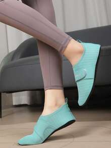 超薄透气沙滩袜鞋，女士休闲套脚鞋，健身瑜伽训练鞋，防滑速干赤脚水鞋，女款 - 月色 - 查看 7