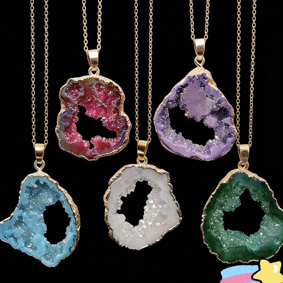 1件天然石英晶体切片吊坠，镶嵌紫水晶，镀金边缘，不对称镂空设计，锌合金材质，男女皆宜 - 金洞吊墜 - 查看 1