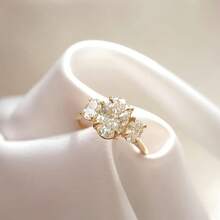 18K Gold Plated 4-Prong Oval Cubic Zirconia Wedding Ring For Women - Gold - View 3