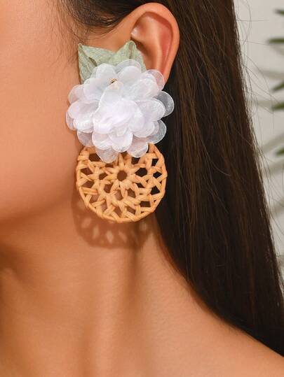 1对波西米亚镂空藤编花朵耳环（藤编纹理可能有所不同）