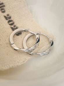 一对S925纯银极简几何耳环，镶嵌合成锆石，低过敏性，优雅奢华，适合日常佩戴、派对或节日礼物。 - 圓環 - 查看 6