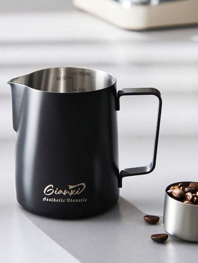 1pc Hand Drip Coffee Latte Art Cup, White Or Black 350ml Milk Frothing Pitcher, Stainless Steel Spout Latte Art Cup, Coffee Latte Art Cup, Suitable For Coffee Cups, Milk Frothers, Latte Pitchers, Foam Cups, Coffee Pots, Drip Coffee Maker And Coffee Making Set Tools