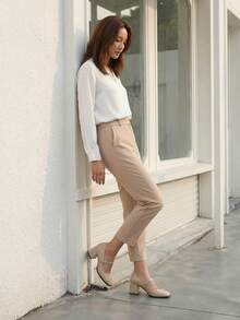 大码女士玛丽珍鞋，方头粗跟系带休闲正装鞋，百搭款式，可搭配西装裤/直筒裤打造工作造型，搭配牛仔裤/裙子打造休闲造型，搭配连衣裙/迷你裙打造正式场合造型。 - 杏色 - 查看 4