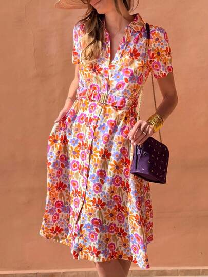 新款春夏时尚彩色印花度假连衣裙，优雅收腰显瘦短袖连衣裙