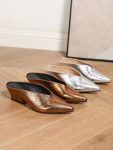 春夏时尚简约百搭尖头深V穆勒鞋粗跟不对称套脚度假优雅舒适派对/通勤金属PU皮革女士银色高跟露跟性感高跟鞋 - 銀色 - 查看 7