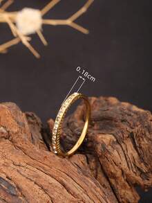 1 件不锈钢 18K 镀金微镶嵌方晶锆石细带戒指，奢华百搭优雅时尚，适合女性日常佩戴或派对，送给女友或妻子的礼物 - 金色 - 查看 2