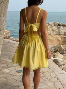 Vestido feminino de cor sólida com babados, decote coração e amarração na cintura, sem mangas, para festas e verão. Elegante e perfeito para o verão. - Amarelo - Ver 2