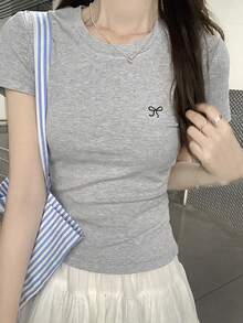 女士时尚修身蝴蝶刺绣短袖T恤 - 灰色 - 查看 5