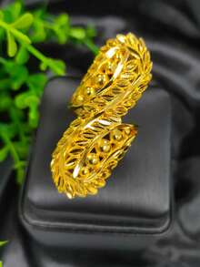 1pc Fashionable Women's Gold Hollow Carved Ring Jewelry, Suitable For European, Middle Eastern, Dubai, Bride Wedding Party Dress Accessories, Date, Valentine's Day, Mother's Day, Holiday Gift, Copper Ring - Yellow Gold - View 10