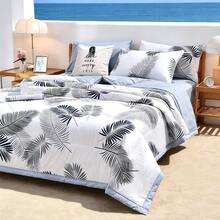 1pc Skin-Friendly Plaid + Floral Quilted Wide-Edge Summer Quilt, Soft & Fine, Moisture-Wicking & Breathable, Minimalist & Fashionable Air Conditioning Quilt - Like Water - View 4