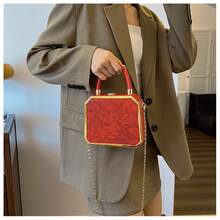Bolsos de caja al por mayor, bolsos de mujer de diseño exclusivo, nuevos bolsos de cadena 2024, bolsos de hombro versátiles. - Rojo - Ver 2