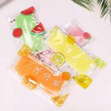 水果味清凉贴，夏季必备的降温解暑神器。可用于日常降温、手机散热、缓解疲劳。常用于军事训练，预防中暑。可贴于额头、颈部、腹股沟、手部等需要降温的部位。多种水果香味可选，整体设计清新可爱，方便携带和使用。 - 隨機 - 查看 10