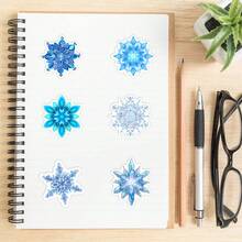 52张蓝色雪花涂鸦贴纸 - 防水乙烯基材质，适用于笔记本电脑包、手机壳、吉他、滑板等 - 卡通风格 DIY 剪贴簿 儿童礼物 剪贴簿用品 文具 趣味贴纸 Kindle - A - 查看 4