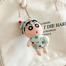 Miniso 蜡笔小新系列吊坠，蓝色衣服/鳄鱼/红色衣服/站立睡衣/坐姿睡衣，可爱娃娃吊坠，包包钥匙扣挂件，绝佳生日礼物（1个） - 彩色 - 查看 16