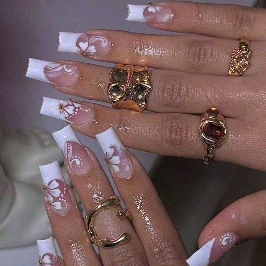 A Box Of 24 Romantic White French Smudged Flowers, Branches And Leaves, Pattern Design, Gold Beads, Decorative Manicure, Nail Pads, Wearing Nails - 彩色 - 查看 1