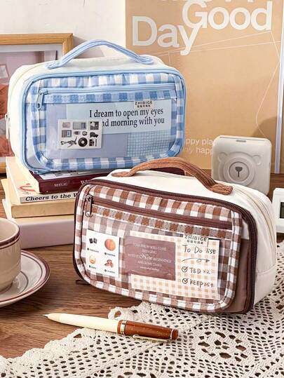 1pc 2026 New Upgraded Moka Plaid Large Capacity Student Pencil Case, Fabric Multi-Pocket Organizer Design Desktop Stationery Box, Handheld Convenient Stationery Bag, Can Store Calculator, Notebook And Pens - Suitable For School, Office And Travel - Suitable For Students, Professionals, Men And Women, School Stationery Storage Box, Multi-Function Storage Box, Secure Zipper Closure, Pencil Case