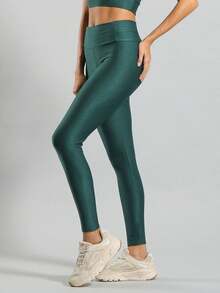 FITNATION Leggings Set With Waistband Pocket + Longline Cropped Top In Micro-Ribbed Fabric With SHINE And HIGH Elasticity And Support. - Hoja verde - Ver 4