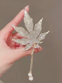 1pc Elegant Alloy Maple Leaf Tassel Crystal Hair Clip, Fashionable Duck Clip Hair Accessory For Women, Claw Clips,Summer,Holiday,Travel - Multicolor - View 2