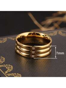 1 chiếc nhẫn thép không gỉ mạ vàng 18K, kiểu dáng tối giản với ba vòng cung rộng, thời trang, đa năng và sang trọng, phù hợp cho nữ giới đeo hàng ngày, dự tiệc, làm quà tặng cho bạn gái, bạn bè, các dịp xã hội. - Vàng - Xem 2