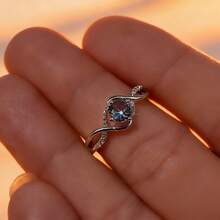 1枚S925银波浪形戒指，镶嵌闪亮锆石，优雅高贵，适合结婚/订婚，是送给爱人的高品质珠宝礼物。 - 銀色 - 查看 4