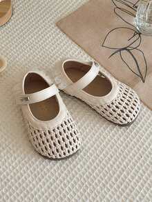 1 đôi sandal thời trang khoét lỗ cho bé gái/trẻ nhỏ, kiểu dáng thường ngày, dự tiệc/đeo quai, chất liệu lưới thoáng khí, giày bệt trẻ em, màu mơ phong cách Bohemian, trang phục dự tiệc lễ hội âm nhạc phương Tây. - Màu be - Xem 3