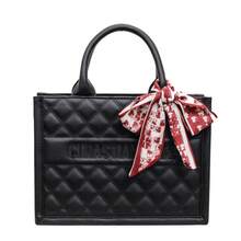 Bolso rojo de alta gama y gran capacidad, bolso de novia de moda para el invierno 2025, bolso de mano para mujer de un solo hombro y para llevar bajo el brazo. - Negro - Ver 2