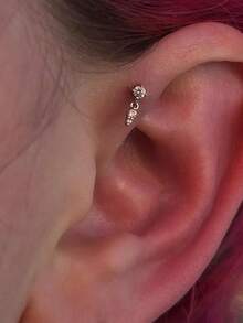 Brincos de prata de lei 925, modelo clássico e romântico, para uso diário, em tragus, hélix e cartilagem, com base plana. Ideais para casamentos, festas e noivados. Joias finas. - Ouro - Ver 6