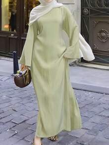 Women's Minimalist Abaya Robe, Muslim Flared Sleeve Long Dress, Loose Comfortable Kaftan, Fashionable Casual Robe - Green - View 3