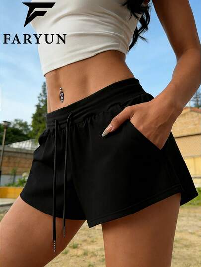 女士黑色宽松弹力腰短裤，简约风格，舒适时尚的夏季必备单品！