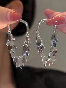 1对时尚金属水滴亮片花朵耳环，优雅独特的流苏耳环，女士款 - 白K - 查看 4