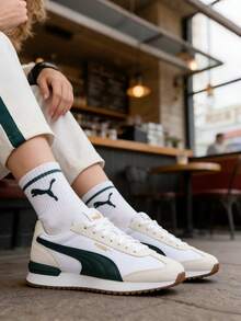 trắng-thông xanh-trắng