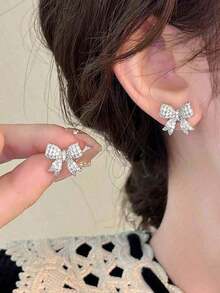 1Pair Sparkling Crystal Bow Knot Stud Earrings For Women Ear Dainty Wedding Valentine's Day Xmas Gift Valentines,Mom,Mother,Mother's Day,Gift - Hoa tai nơ - Xem 1