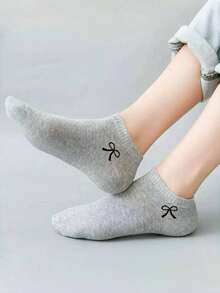 3/9/15 双装女士蝴蝶结低帮隐形袜，休闲日常穿着，可爱简约设计，柔软透气，适合春、夏、秋季穿着。 - 船襪 - 查看 6