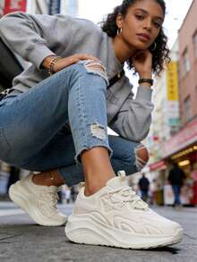 Elevated Beige Platform Sneakers – Add Height & Style Without Heels - 米色 - 查看 1