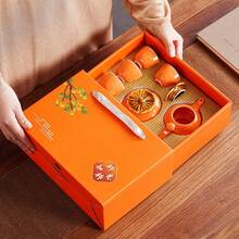 手工陶瓷茶具套装，现代风格，礼品级茶具，釉面陶瓷，饰有“好事成双”和“一切顺利”的吉祥图案，包含茶壶和茶杯，是个人使用、居家招待、办公室休息室和特殊场合的理想之选，也是完美的节日礼物。 - 彩色 - 查看 13