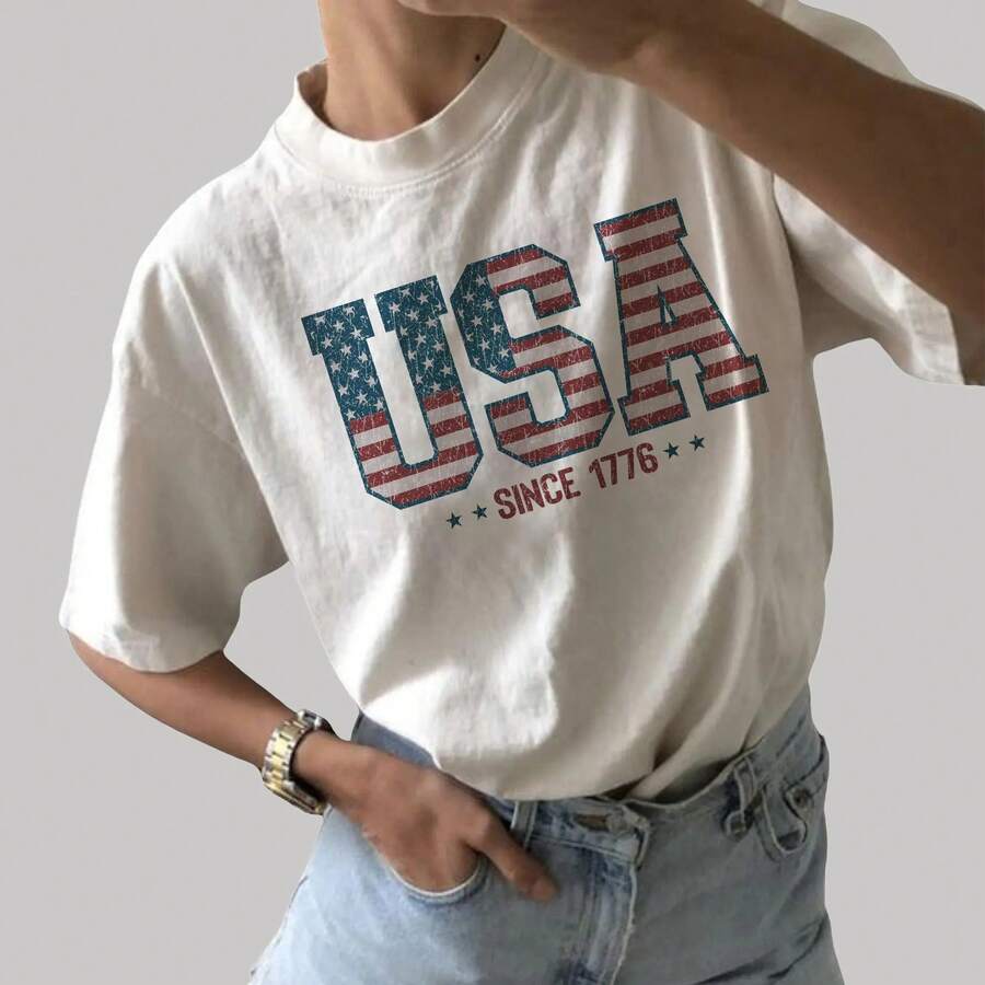 100% Cotton American Flag USA Graphic Shirt, Vintage USA Shirt For Women, Retro USA Tee, 4th Of July America Tee, US Flag Patriotic Tshirt, Independence Day Shirt, American Girl Shirt, Fourth Of July Women's Tops, Comfy Cotton Oversized Tee, Relaxed Fit Chic StyleS-7XL T-Shirt For All Body Types, Perfect For Dates, Outdoor Activities And Casual Wear, Features A Classic American Style. - trắng - Xem 1