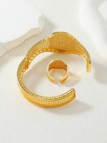 2pcs Middle Eastern Saudi Arabia Ramadan Style Gold-Plated Copper Women Bangle And Ring Jewelry Set, 1 Bangle And 1 Ring - Yellow Gold - View 2