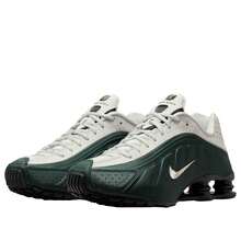 Nike Shox R4 'Negro Abeto Oliva Aura - Negro - Ver 3