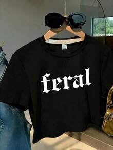 Y2K Style Women's Summer Top - Cropped-Shirt. White Short Cotton-Shirt With Black Gothic Font  Print. Daily Casual Wear, Campus Apparel, Women's Vacation Outfits - 黑色 - 查看 4