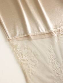 大码女士优雅修身针织半身裙，不对称裙摆搭配性感透视蕾丝边，适合日常及办公穿着，春夏款。 - 杏色 - 查看 6