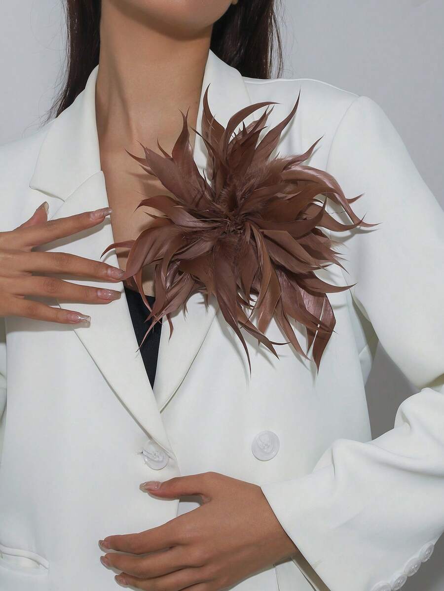 1件法式復古奢華精緻咖啡色胸針，日常通勤派對晚宴西裝洋裝飾品