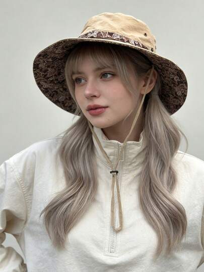 1顶女士休闲涤纶渔夫帽，适合日常和户外活动。