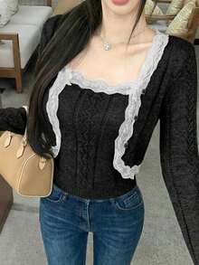 春夏新款性感蕾丝边针织开衫外套，纽扣开襟，女士镂空吊带两件套针织衫套装，适合情人节、外出、居家、通勤、约会等场合。 - 黑色 - 查看 3