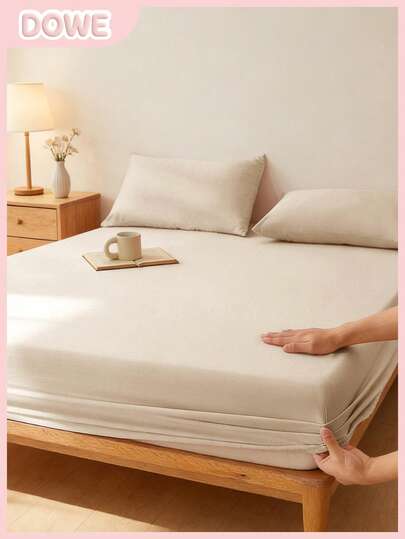 1 bộ ga trải giường màu trơn, tấm bảo vệ nệm, vỏ nệm, thiết kế túi sâu, mềm mại và thoáng khí, phù hợp với nhiều kích cỡ giường.