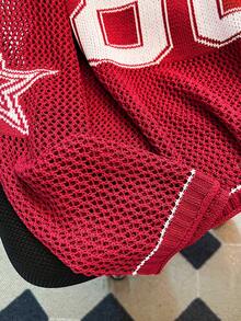 女士夏季宽松大码卫衣，休闲数字印花优雅轻盈镂空针织上衣，春季款 - 酒紅色 - 查看 7