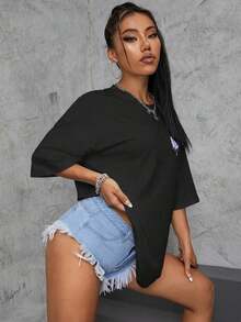 Camiseta con Estampado Expressivo y Hombros Caídos, Camisetas Gráficas para Mujer - Negro - Ver 4